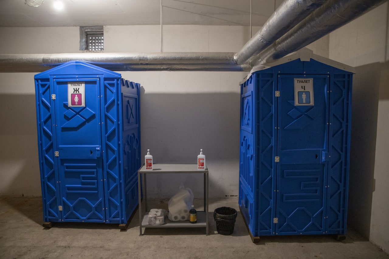 Вот так выглядят укрытия в школах Киева, которые будут работать с 1 сентября (фото)